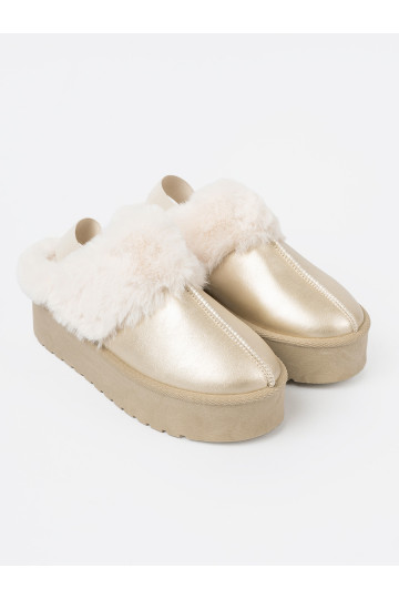 zlaté barvy boty a'la  z bílá barvam  2