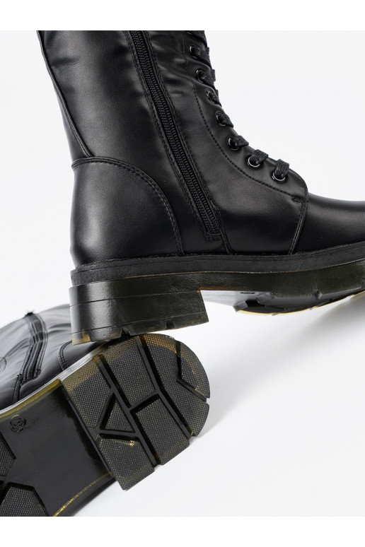 Černé dlouhé boty z m i suwakiem  Černé dlouhé boty z m i suwakiem