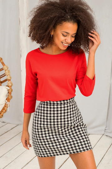 Dubnová červená halenka