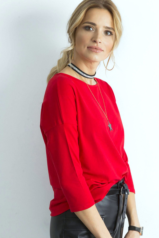 Dubnová červená halenka