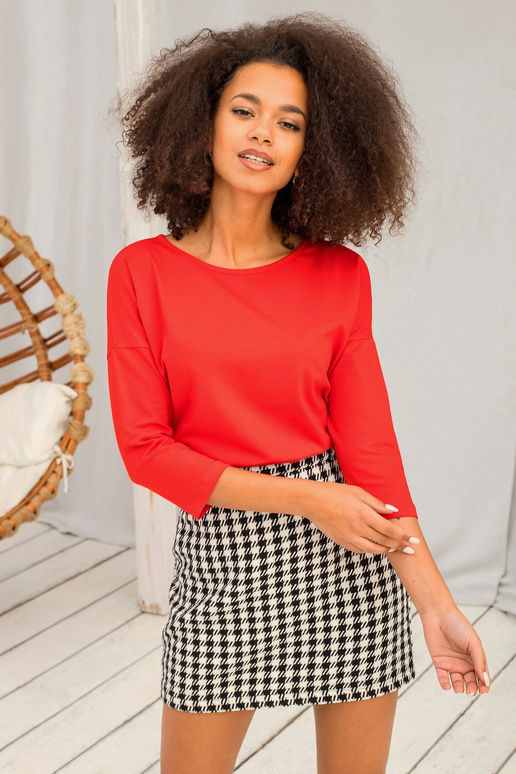 Dubnová červená halenka