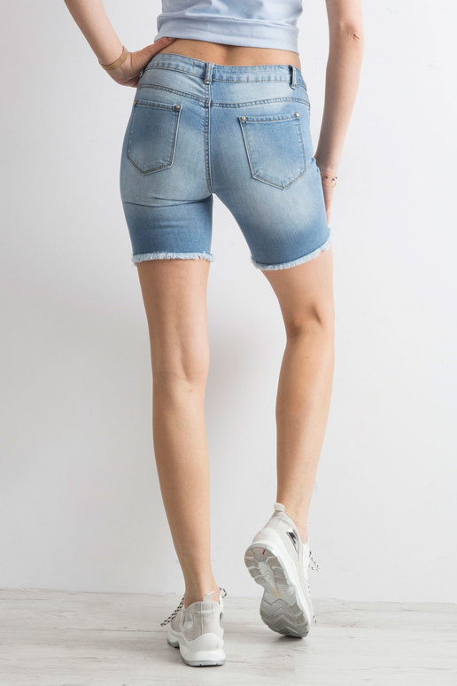 Modré džínové bermudy