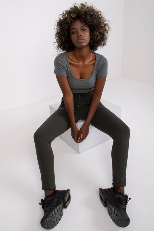 Tmavé khaki kalhoty Přístupné