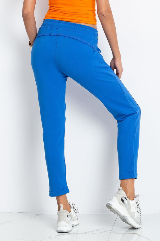 Modré kalhoty Přístupné