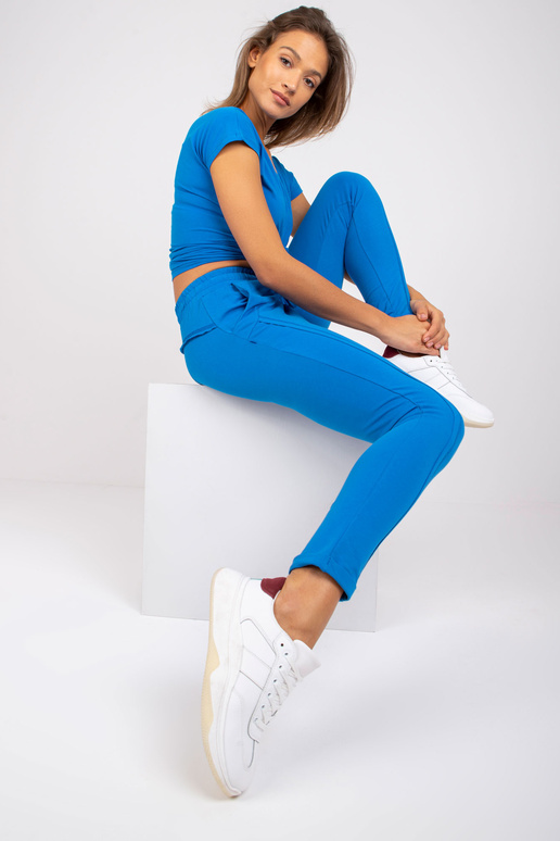 Modré kalhoty Přístupné