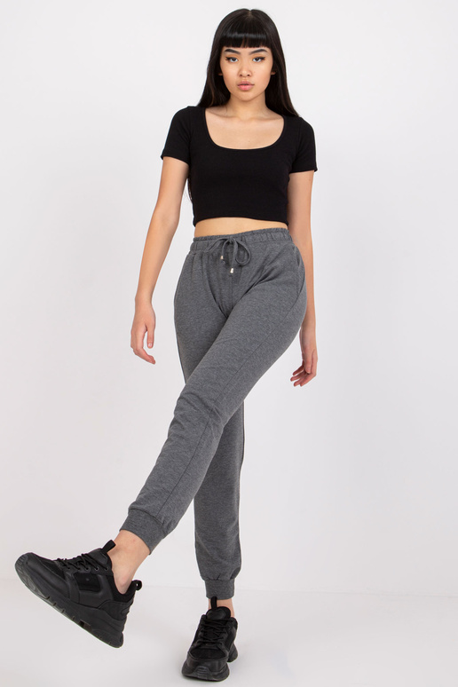 Tmavě šedé kalhoty rychlejší