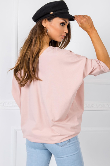 Špinavě růžová halenka...