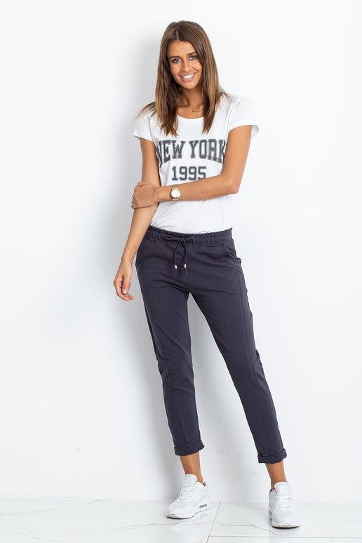 Grafitové kalhoty přístupné