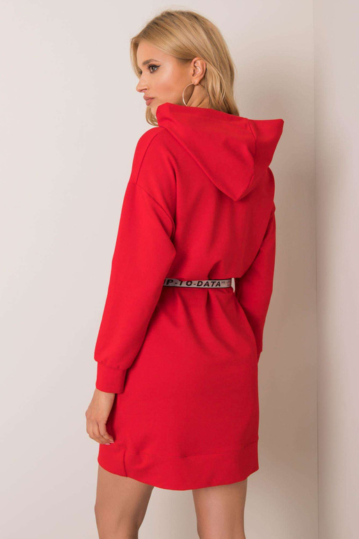 Červené šaty Nelly