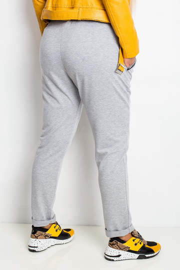 Šedé kalhoty nadměrné...