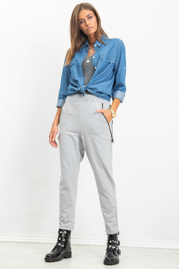 Světla šedé kalhoty 2