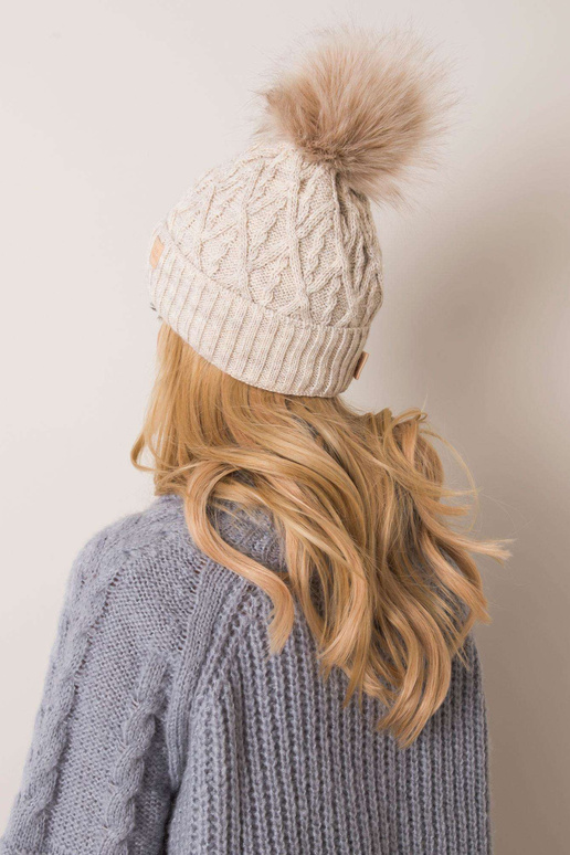 Béžová čepice s bambulí RUE PARIS