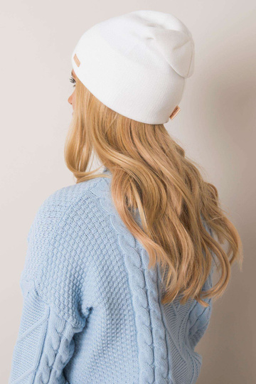 Čepice-JK-CZ-4,66-bílá 2