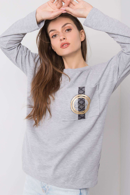 Šedá halenka Vítejte