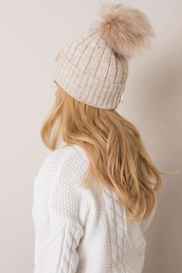 Czapka- JK-CZ-8,71-béžová 2