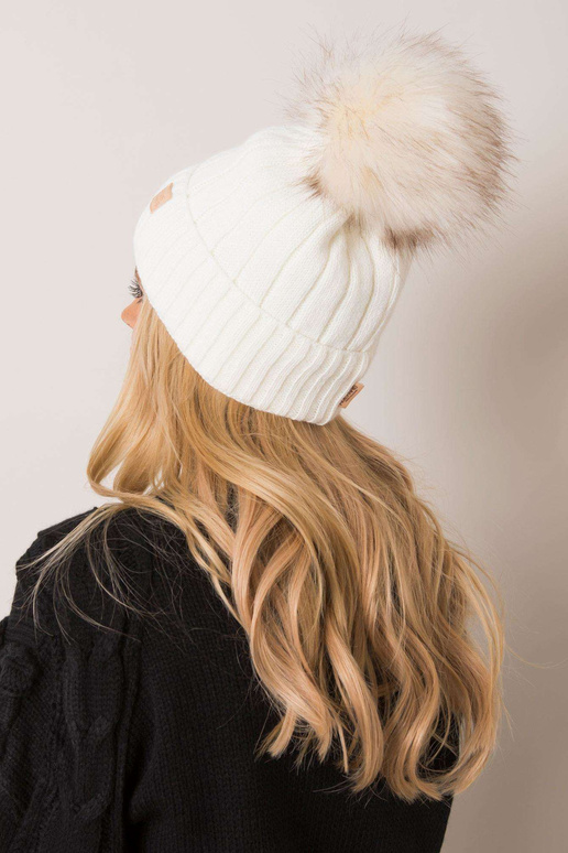 Czapka- JK-CZ-8,71 bílá