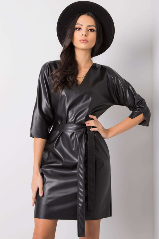 Černé šaty z ekologické kůže
