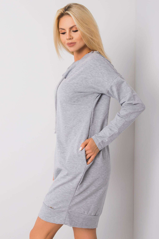 Šedé melanžové šaty od Katie