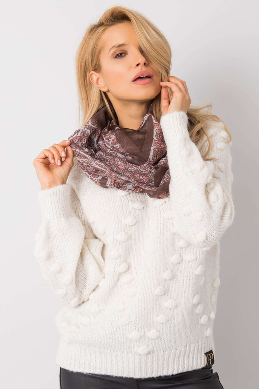 Hnědobroskvová šála se vzory