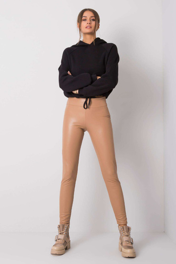 Briana světle hnědé... 2