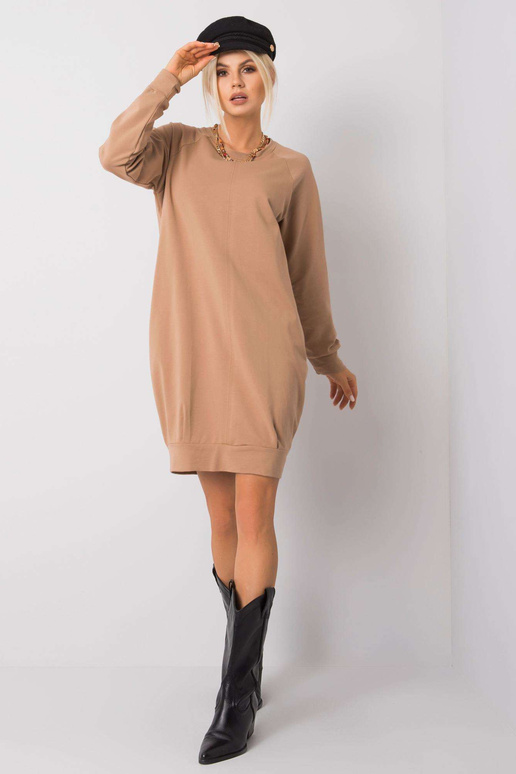 Velbloudí šaty Cristine