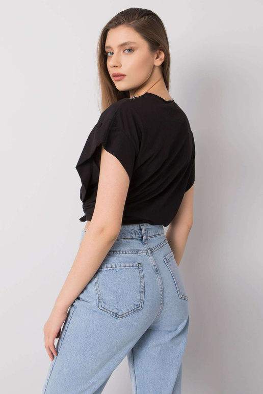 Černé tričko s náhrdelníkem Arianna...