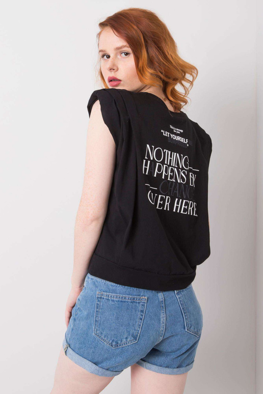 Černé tričko s titulky Zariah Černé tričko s titulky Zariah