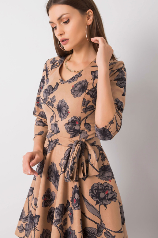 Béžově šedé šaty Issy