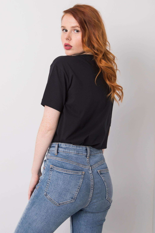 Černé tričko s nášivkami Sierra Černé tričko s nášivkami Sierra