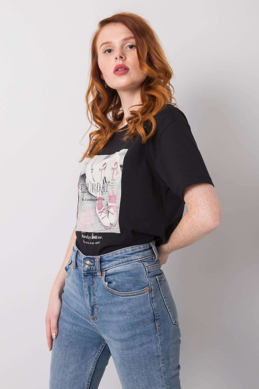 Černé tričko s nášivkami Sierra Černé tričko s nášivkami Sierra