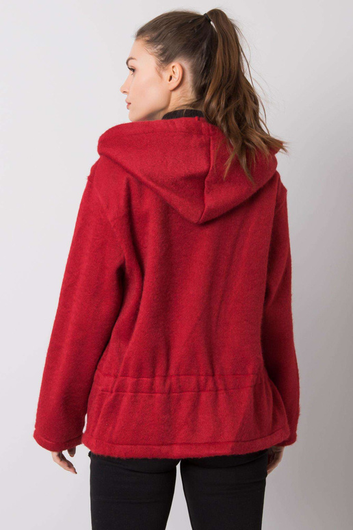 Audreyin vínový kabát