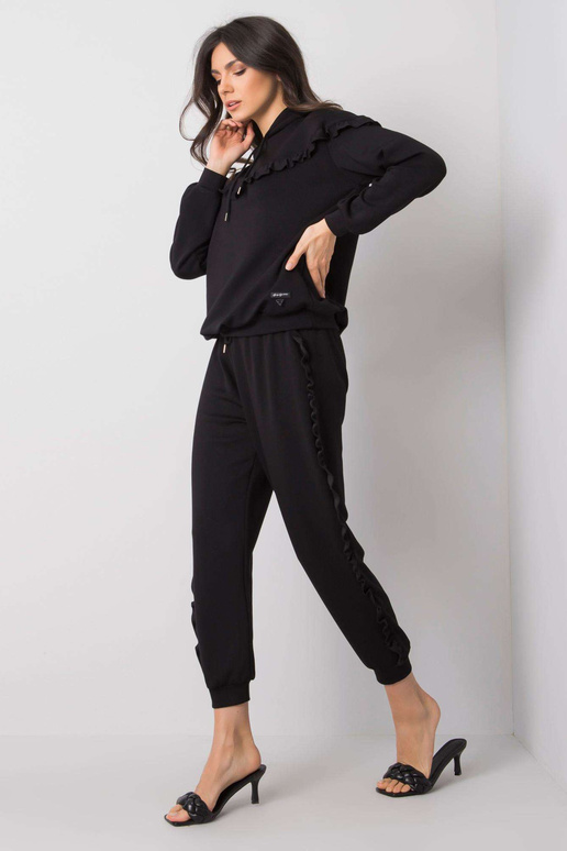 Černá souprava s volánky Chriss RUE...