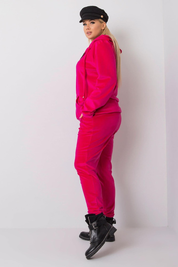 Růžový velur plus size set...