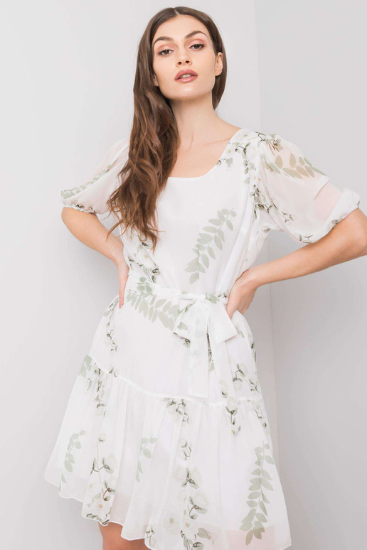 Emilyiny bílé šaty