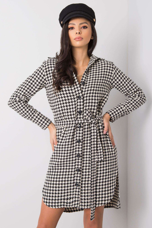 Černobílé šaty Cande