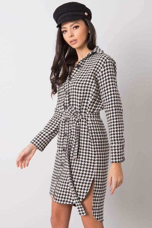 Černobílé šaty Cande