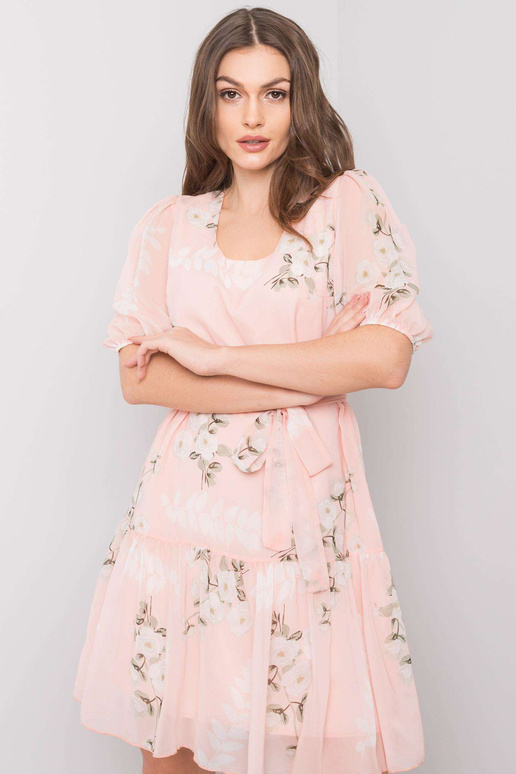 Emiliny světle růžové šaty