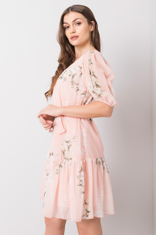 Emiliny světle růžové šaty