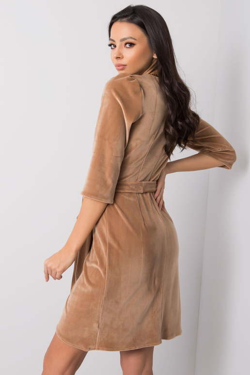 Béžové sametové šaty Sonja