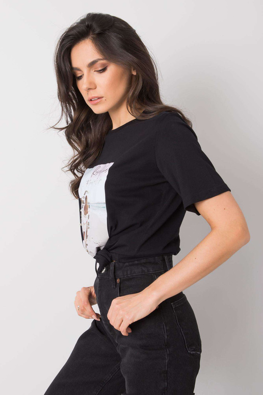 Černé tričko s cestovním potiskem Černé tričko s cestovním potiskem