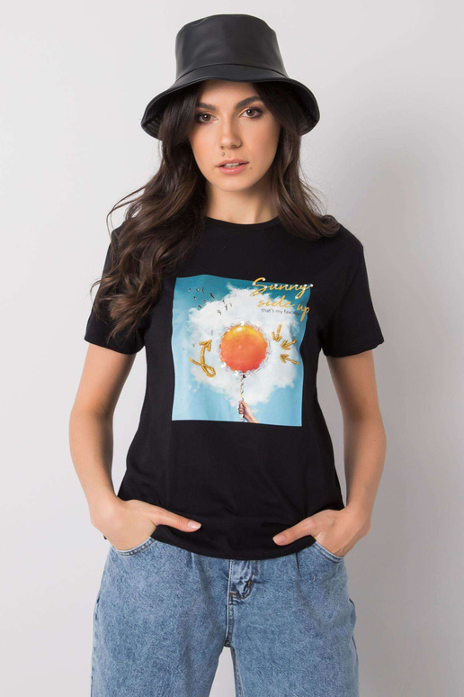 Černé tričko s potiskem Trissa Černé tričko s potiskem Trissa