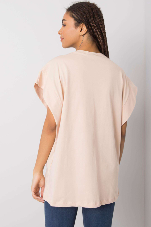 Broskvové tričko s náhrdelníkem...