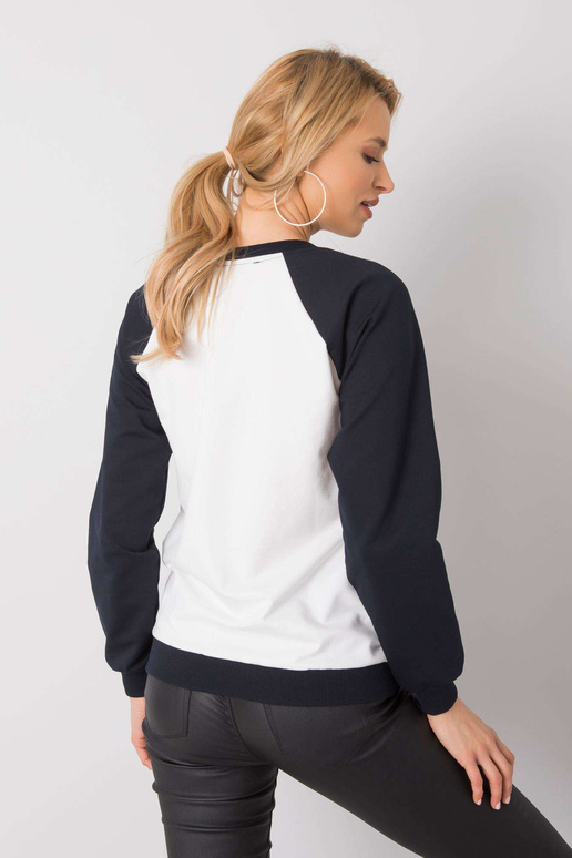 Bílá a tmavě modrá mikina s potiskem...