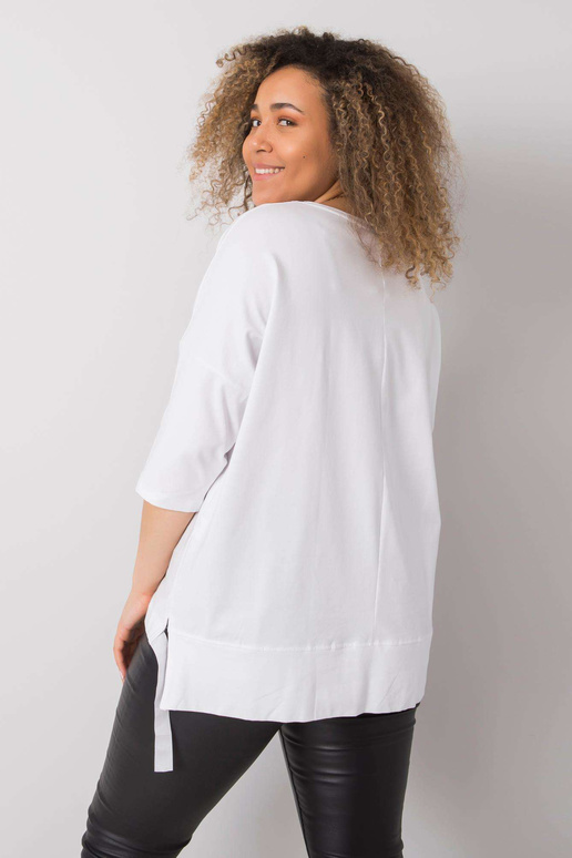 Bílá halenka plus size s aplikací Darren Bílá halenka plus size s aplikací Darren