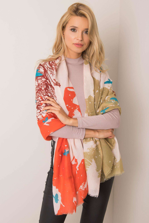 Tmavě béžovo-hnědý šátek se vzorem