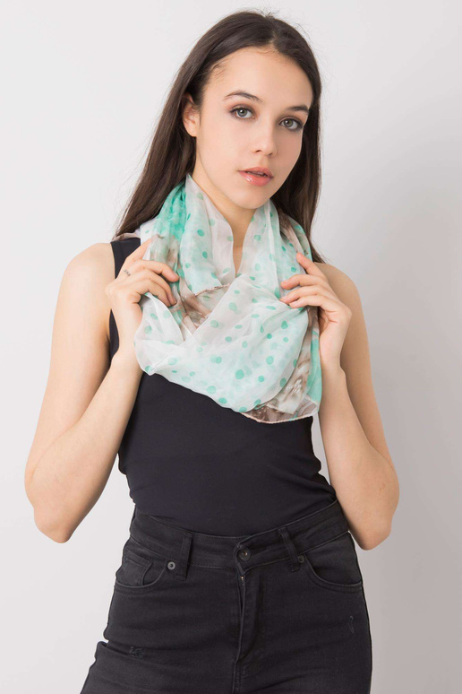 Zelený a béžový šátek se vzory