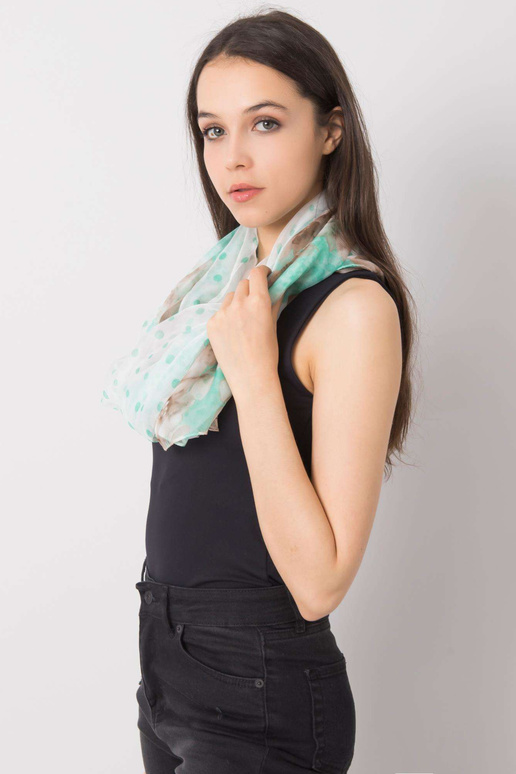 Zelený a béžový šátek se vzory