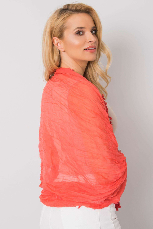 Korálový šátek s třásněmi