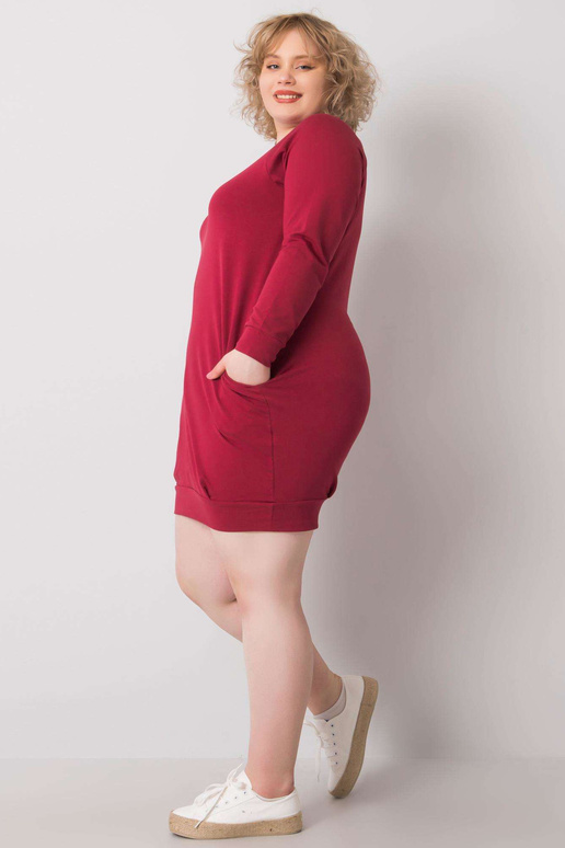 Vínové šaty větší velikosti Ariadne