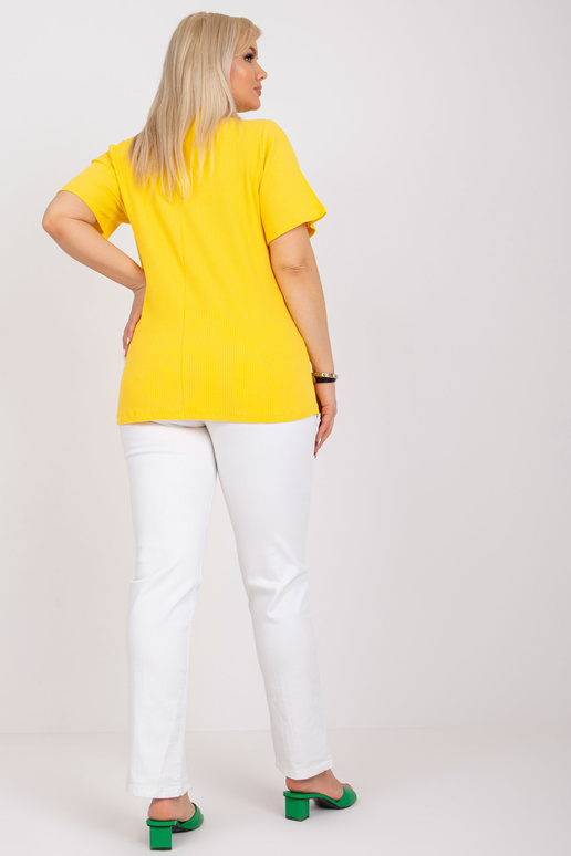 Žlutá halenka větší velikosti z...